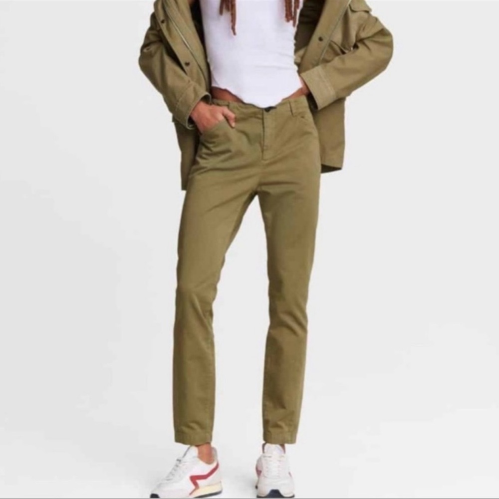 Rag and Bone Field Chino pants. Color Green, size 26.